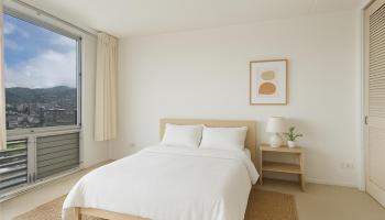 1717 Ala Wai condo # 1104, Honolulu, Hawaii - photo 4 of 12