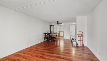 1717 Ala Wai condo # 1109, Honolulu, Hawaii - photo 4 of 25