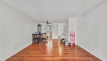 1717 Ala Wai condo # 1109, Honolulu, Hawaii - photo 5 of 25