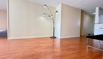 1717 Ala Wai condo # 1308, Honolulu, Hawaii - photo 4 of 21