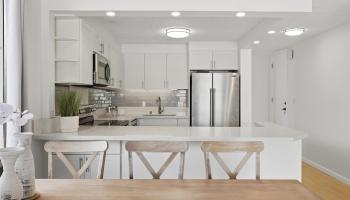 1717 Ala Wai condo # 1501, Honolulu, Hawaii - photo 2 of 25