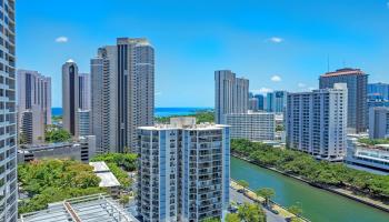 1717 Ala Wai condo # 2010, Honolulu, Hawaii - photo 4 of 23