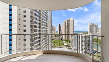 1717 Ala Wai condo # 2010, Honolulu, Hawaii - photo 2 of 23