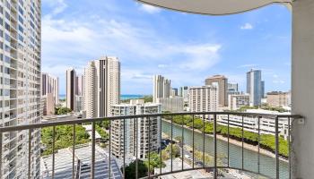 1717 Ala Wai condo # 2010, Honolulu, Hawaii - photo 3 of 23