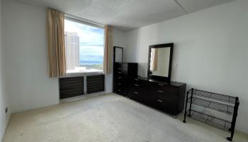 1717 Ala Wai condo # 2107, Honolulu, Hawaii - photo 5 of 21