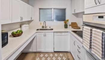 1717 Ala Wai condo # 2305, Honolulu, Hawaii - photo 5 of 25