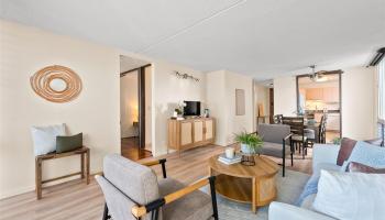 1717 Ala Wai condo # 2310, Honolulu, Hawaii - photo 4 of 23