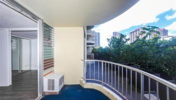 1717 Ala Wai condo # 303, Honolulu, Hawaii - photo 4 of 20