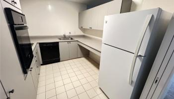 1717 Ala Wai Blvd Honolulu - Rental - photo 2 of 22