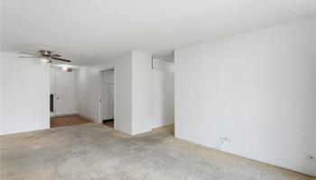 1717 Ala Wai condo # 607, Honolulu, Hawaii - photo 3 of 21