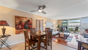 1717 Ala Wai condo # 804, Honolulu, Hawaii - photo 5 of 19 1717 Ala Wai condo # 804, Honolulu, Hawaii - photo 5 of 19