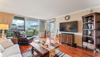 1717 Ala Wai condo # 804, Honolulu, Hawaii - photo 6 of 19