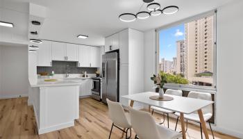 1717 Ala Wai condo # 810, Honolulu, Hawaii - photo 5 of 24