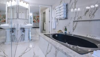 1717 Ala Wai condo # PH 4, Honolulu, Hawaii - photo 4 of 10