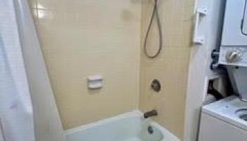 Citron Villa condo # 310, Honolulu, Hawaii - photo 4 of 7