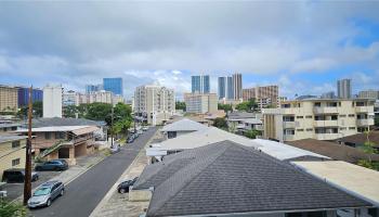 Citron Villa condo # 310, Honolulu, Hawaii - photo 6 of 7
