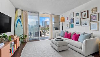 Citron Villa condo # 709, Honolulu, Hawaii - photo 1 of 20