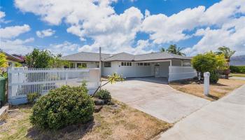 173 Anapalau Street Luna Kai, Hawaii Kai home - photo 1 of 25 173 Anapalau Street Luna Kai, Hawaii Kai home - photo 1 of 25