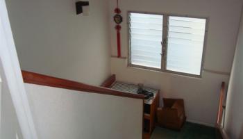 1734 Beckley St Kalihi-lower, Honolulu home - photo 4 of 6