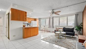 Tiare Apts condo # 106, Honolulu, Hawaii - photo 1 of 15
