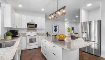 1736  Gulick Ave Kalihi-lower, Honolulu home - photo 2 of 25