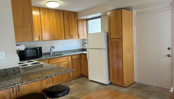 1737 S Beretania St Honolulu - Rental - photo 2 of 7