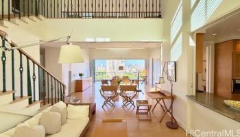 Courtyards At Punahou condo # 1, Honolulu, Hawaii - photo 1 of 24
