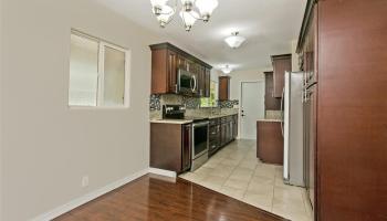 1740  Kamohoalii Street Kalihi-upper, Honolulu home - photo 6 of 25