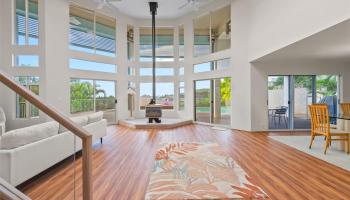 1740  Mikahala Way Wilhelmina, Diamond Head home - photo 3 of 15