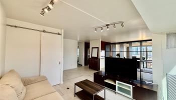 1750 Kalakaua Ave Honolulu - Rental - photo 5 of 23