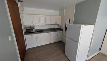 Century Center condo # 606, Honolulu, Hawaii - photo 3 of 17