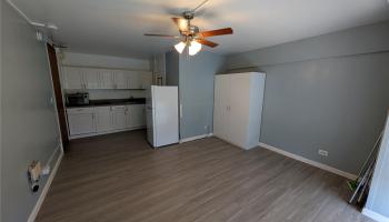 Century Center condo # 606, Honolulu, Hawaii - photo 5 of 17