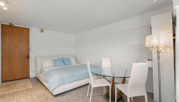 1750 Kalakaua Ave Honolulu - Rental - photo 2 of 18
