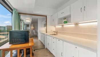 1750 Kalakaua Ave Honolulu - Rental - photo 5 of 18