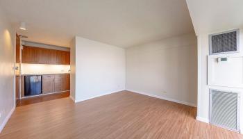 Century Center condo # 912, Honolulu, Hawaii - photo 3 of 15