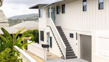 1758 Mikahala Way Honolulu - Multi-family - photo 4 of 25