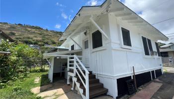 1760B Palolo Ave Honolulu - Rental - photo 1 of 8