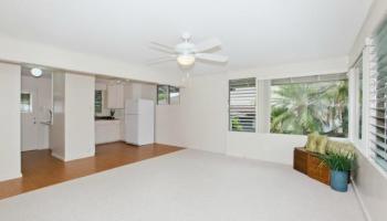 1761 Nakula St Wahiawa Heights, Central home - photo 4 of 21 1761 Nakula St Wahiawa Heights, Central home - photo 4 of 21