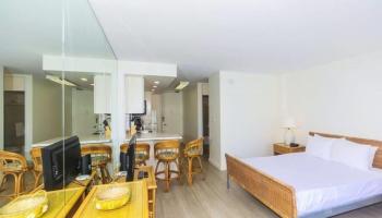 Ilikai Marina condo # 1091, Honolulu, Hawaii - photo 1 of 19