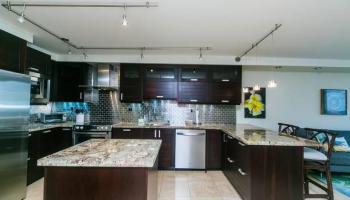 1765 Ala Moana Blvd Honolulu - Rental - photo 2 of 25