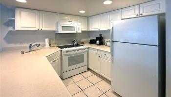 Ilikai Marina condo # 382, Honolulu, Hawaii - photo 4 of 6