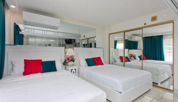 Ilikai Apt Bldg condo # 2142, Honolulu, Hawaii - photo 5 of 15