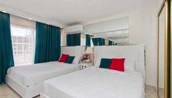 Ilikai Apt Bldg condo # 2142, Honolulu, Hawaii - photo 6 of 15