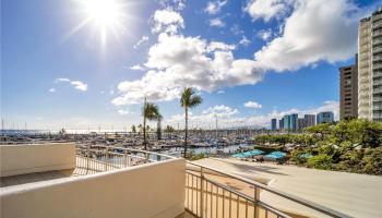 Ilikai Apt Bldg condo # 237, Honolulu, Hawaii - photo 3 of 18