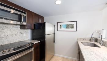 Ilikai Apt Bldg condo # 2430, Honolulu, Hawaii - photo 5 of 11