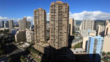 Ilikai Apt Bldg condo # 2517, Honolulu, Hawaii - photo 5 of 21