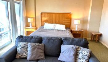 Ilikai Apt Bldg condo # 308, Honolulu, Hawaii - photo 4 of 19