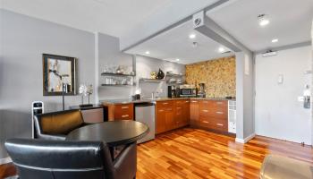 Ilikai Apt Bldg condo # 507, Honolulu, Hawaii - photo 3 of 16