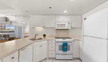 Ilikai Apt Bldg condo # 707, Honolulu, Hawaii - photo 3 of 21