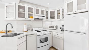 Ilikai Apt Bldg condo # 733, Honolulu, Hawaii - photo 6 of 24